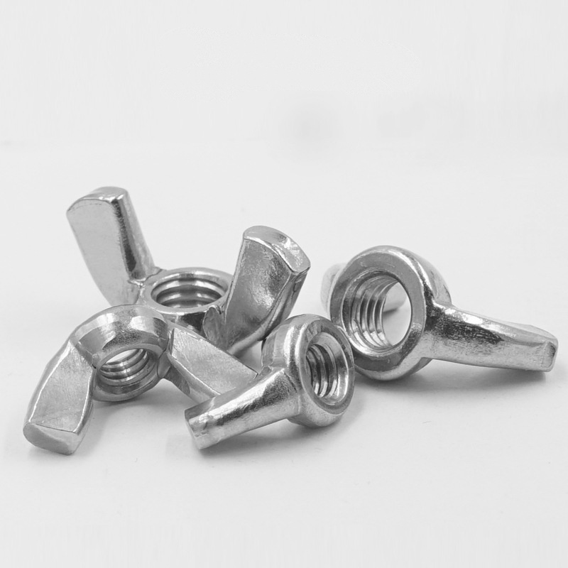 Крила гайка със заоблени крила