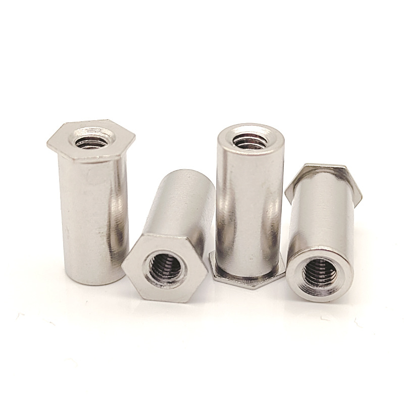 Шестоъгълна нитова гайка със син проходен отвор